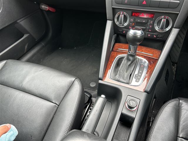 A3 スポーツバック1.4TFSI ナビAVIC-ZH08 黒革シート シートヒーター ETC フルセグTV BT DVD フロアマット キーレス 横滑り防止 バックセンサー キセノンライト オートライト 16インチブラックAW(16枚目)