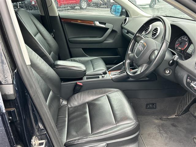 A3 スポーツバック1.4TFSI ナビAVIC-ZH08 黒革シート シートヒーター ETC フルセグTV BT DVD フロアマット キーレス 横滑り防止 バックセンサー キセノンライト オートライト 16インチブラックAW(17枚目)