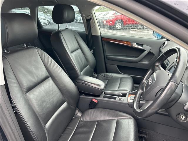 A3 スポーツバック1.4TFSI ナビAVIC-ZH08 黒革シート シートヒーター ETC フルセグTV BT DVD フロアマット キーレス 横滑り防止 バックセンサー キセノンライト オートライト 16インチブラックAW(18枚目)