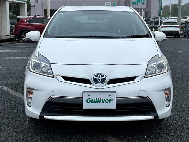 プリウスPHV S ナビAVIC-RZ301 ドラレコ AC100Vコンセント シートヒーター ステアリングヒーター DVD 充電ケーブル車載 スマートキー プッシュスタート マット バイザー HID オートライト(4枚目)