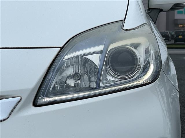 プリウスPHV S ナビAVIC-RZ301 ドラレコ AC100Vコンセント シートヒーター ステアリングヒーター DVD 充電ケーブル車載 スマートキー プッシュスタート マット バイザー HID オートライト(10枚目)