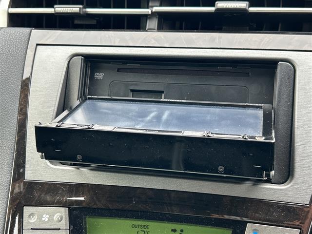 プリウスPHV S ナビAVIC-RZ301 ドラレコ AC100Vコンセント シートヒーター ステアリングヒーター DVD 充電ケーブル車載 スマートキー プッシュスタート マット バイザー HID オートライト(33枚目)
