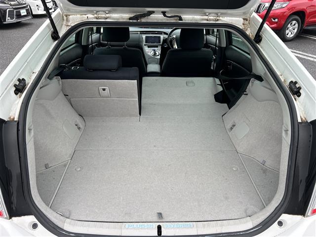 プリウスPHV S ナビAVIC-RZ301 ドラレコ AC100Vコンセント シートヒーター ステアリングヒーター DVD 充電ケーブル車載 スマートキー プッシュスタート マット バイザー HID オートライト(36枚目)