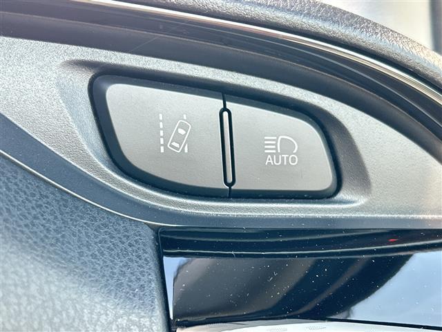 ヴィッツ F アミー ナビNSZT-W68T ETC Bカメ ワンオーナー ドラレコ フルセグTV Bt DVD レーンアシスト LEDライト オートライト オートマチックハイビーム 14インチAW コーナーセンサー(8枚目)