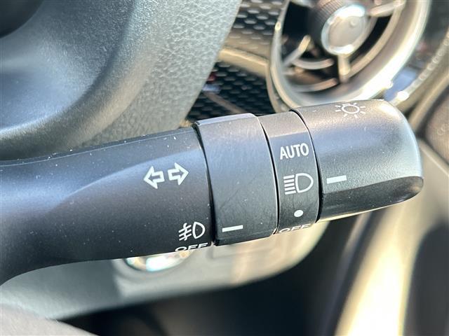 ヴィッツ F アミー ナビNSZT-W68T ETC Bカメ ワンオーナー ドラレコ フルセグTV Bt DVD レーンアシスト LEDライト オートライト オートマチックハイビーム 14インチAW コーナーセンサー(14枚目)