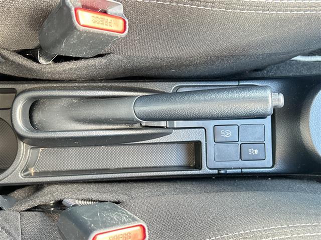 ヴィッツ F アミー ナビNSZT-W68T ETC Bカメ ワンオーナー ドラレコ フルセグTV Bt DVD レーンアシスト LEDライト オートライト オートマチックハイビーム 14インチAW コーナーセンサー(16枚目)