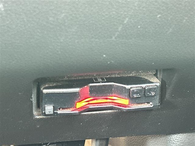 スイフト XG ナビAVIC-RL810 ETC ドラレコ Bカメ フルセグTV Bt DVD ワンオーナー シートヒーター ハロゲンライト 15インチAW フロアマット純正 パワーステアリング パワーウィンドウ(6枚目)