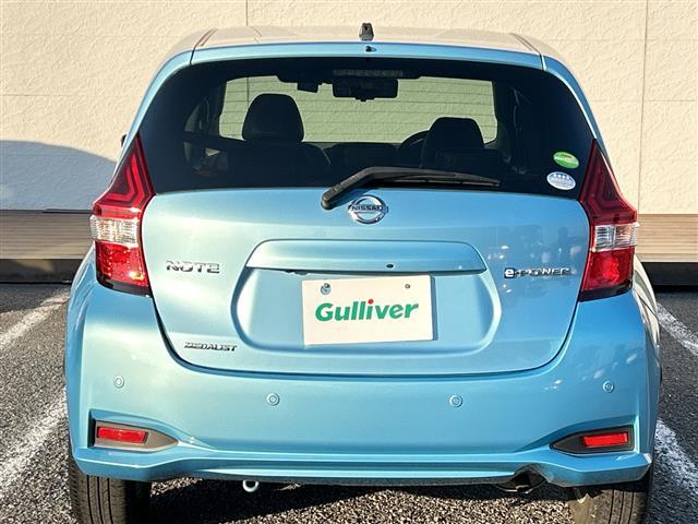 ノート ｅ－パワー　メダリスト　ナビＭＭ３１６Ｄ－Ｗ　全方位カメラ　スマートルームミラー　ＥＴＣ　前後ドラレコ　エマージェンシーブレーキ　ソニックブルーカラー　前後センサー　１５インチＡＷ　スマートキー　オートライト　レーンアシスト（18枚目）