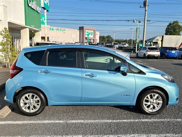 ノート ｅ－パワー　メダリスト　ナビＭＭ３１６Ｄ－Ｗ　全方位カメラ　スマートルームミラー　ＥＴＣ　前後ドラレコ　エマージェンシーブレーキ　ソニックブルーカラー　前後センサー　１５インチＡＷ　スマートキー　オートライト　レーンアシスト（19枚目）