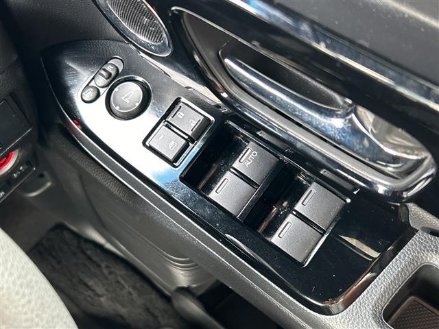 N-BOXカスタム L 8型ナビVXU-217NBi バックカメラ ETC ドラレコ 電動スライドドア シートヒーター レーダークルコン レーンアシスト オートライト LEDライト 14インチAW 前後センサー センシング(28枚目)