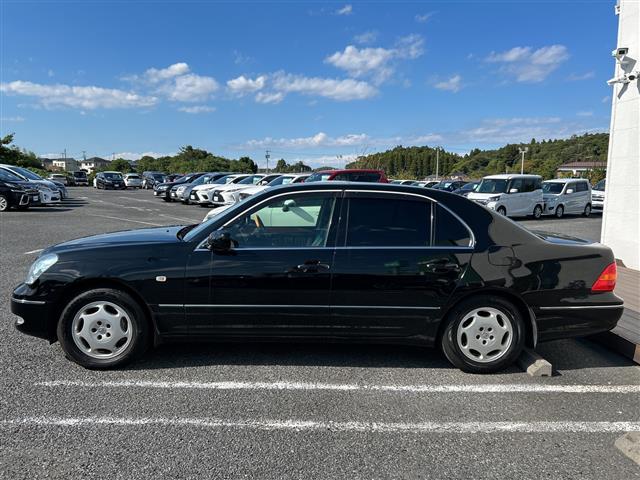 セルシオ C仕様 インテリアセレクション サンルーフ 黒革シート ナビ バックカメラ ETC エアシート 全席シートヒーター 全席電動シート ドラレコ 電動リアサンシェード ウッドコンビハンドル HID オートライト 純正16インチAW(41枚目)