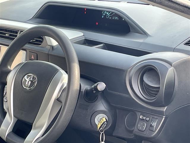 アクア S ナビNSCP-W62 ETC ブルートゥース キーレス 社外アルミホイール スタッドレスタイヤ積込 フロアマット ドアバイザー ウィンカーミラー 横滑り防止 パワーウィンドウ パワーステアリング(40枚目)