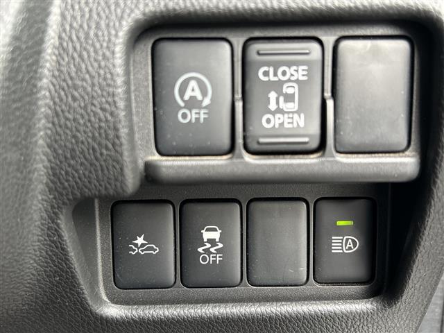 ｅＫスペースカスタム カスタムＧ　セーフティパッケージ　ナビＧＣＸ５１３　全方位カメラ　電動スライドドア　エマブレ　ＢＴ　ＡＵＸ　ＵＳＢ　ＣＤ　スマートキー　プッシュスタート　ＨＩＤ　オートライト　アイドリングストップ　横滑り防止　純正１４インチＡＷ（5枚目）