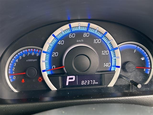 スペーシアカスタム XS パワースライドドア スマートキー プッシュスタート 社外15インチAW HID オートライト アイドリングストップ パワーステアリング パワーウィンドウ フロアマット オートエアコン(5枚目)