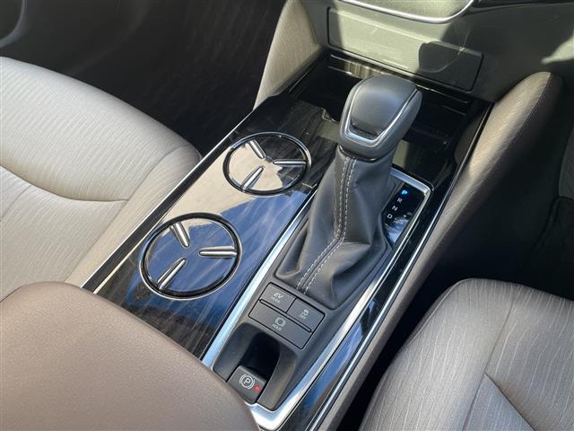 【　ＥＴＣ車載機　】高速道路の料金所で停車することなくスムーズに通過することが可能です！