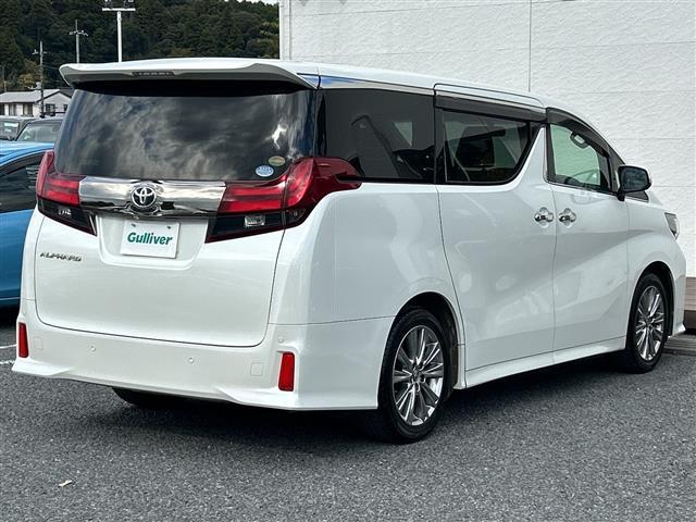 アルファード ２．５Ｓ　Ａパッケージ　タイプブラック　特別仕様車　アルパイン１１インチナビＥＸ１１Ｖ　アルパインフリップダウンモニター　バックカメラ　クルコン　両側パワースライドドア　ＢＴ　電動リアゲート　ＡＣ１００Ｖ　ＥＴＣ　１８ＡＷ　ソナー（33枚目）