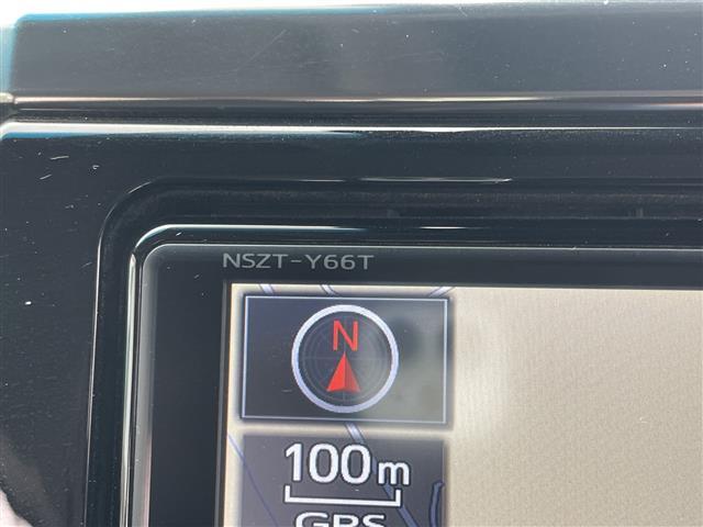 ヴェルファイア ２．５Ｚ　Ｇエディション　９型ナビＮＳＺＴ－Ｙ６６Ｔ　フリップダウンモニター　皮シート　エアシート　シートヒーター　ＥＴＣ　ＢＴ　両側パワースライドドア　電動リアドア　１８インチＡＷ　ＬＥＤライト　オートライト　車高調（4枚目）