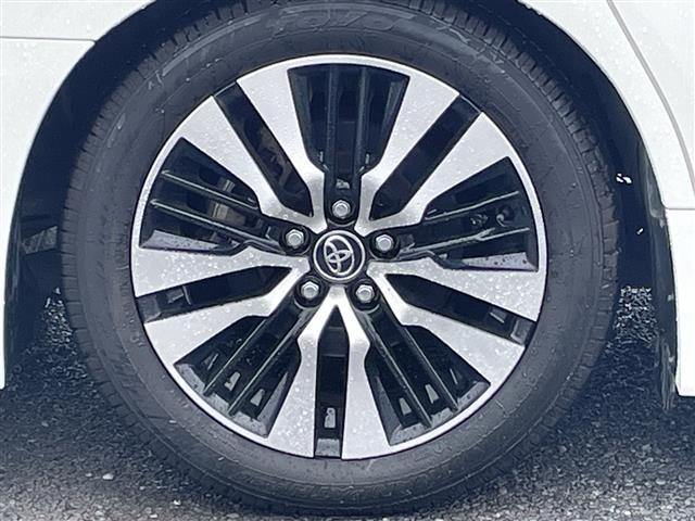 ヴェルファイア ２．５Ｚ　Ｇエディション　９型ナビＮＳＺＴ－Ｙ６６Ｔ　フリップダウンモニター　皮シート　エアシート　シートヒーター　ＥＴＣ　ＢＴ　両側パワースライドドア　電動リアドア　１８インチＡＷ　ＬＥＤライト　オートライト　車高調（26枚目）