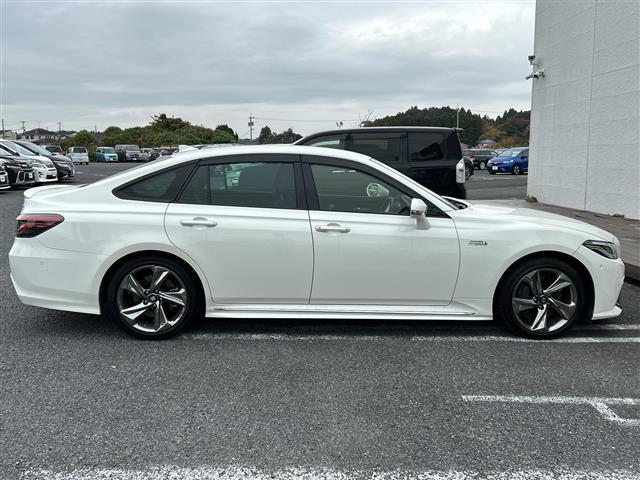 クラウンハイブリッド ＲＳアドバンス　ナビ　全方位カメラ　ＡＨＢ　ＢＳＭ　ＲＣＴＡ　ＨＵＤ　ＲＳＡ　ＰＣＳ　ＬＴＡ　ＡＨＢ　電動シート　シートヒーター　ステアヒーター　パーキングアシスト　デジタルミラー　ドラレコ　ＥＴＣ　ＡＣ１００Ｖ（38枚目）