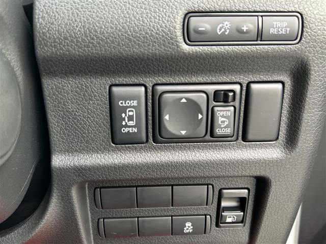 キャラバン ロングプロスタイルプレミアムＧＸ　１オーナー　１１型ナビＸＦ１１ＮＸ－Ｓ　全方位カメラ　電動スライド　ＥＴＣ　ドラレコ　ベットキット　スマートルームミラー　革調シートカバー　ＨＤＭＩ　リアヒータークーラー　ＬＥＤライト　１５インチＡＷ（7枚目）