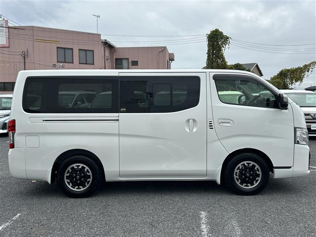 キャラバン ロングプロスタイルプレミアムＧＸ　１オーナー　１１型ナビＸＦ１１ＮＸ－Ｓ　全方位カメラ　電動スライド　ＥＴＣ　ドラレコ　ベットキット　スマートルームミラー　革調シートカバー　ＨＤＭＩ　リアヒータークーラー　ＬＥＤライト　１５インチＡＷ（38枚目）