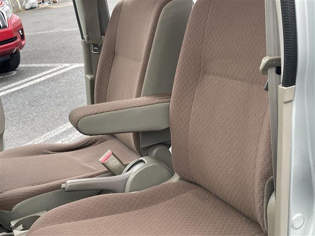 エブリイ ジョインターボ　ディスプレイオーディオ　前後ミラードラレコ　ＥＴＣ　ＵＳＢ　外コンビハンドル　エブリィワゴン用バンパー　外サス　外ＨＩＤ　５ＭＴ　ターボ　ハイルーフ　キーレス　電動格納ミラー　最大積載量３５０ｋｇ（18枚目）