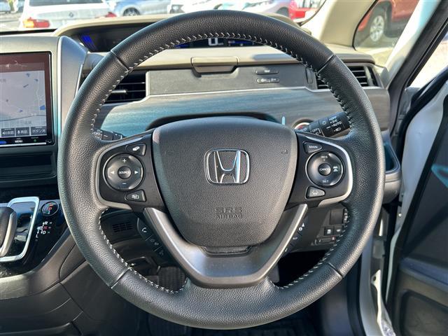 フリードハイブリッド ハイブリッド・Ｇ　１オーナー　９型ナビＶＸＭ－２３７ＶＦＮｉ　Ｂカメ　両側電動スライドドア　シートヒーター　Ｓパッケージ　コンフォートビューパケ　ドラレコ　７人乗　クルコン　ホンダセンシング　ＵＳＢ　ＢＴ　ＬＥＤライト（14枚目）