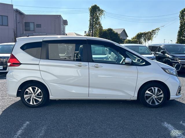 フリードハイブリッド ハイブリッド・Ｇ　１オーナー　９型ナビＶＸＭ－２３７ＶＦＮｉ　Ｂカメ　両側電動スライドドア　シートヒーター　Ｓパッケージ　コンフォートビューパケ　ドラレコ　７人乗　クルコン　ホンダセンシング　ＵＳＢ　ＢＴ　ＬＥＤライト（38枚目）