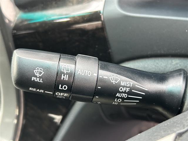 ヴェルファイア ２．４Ｚ　Ｇエディション　ナビＮＨＺＮ－Ｘ６２Ｇ　バックカメラ　ＥＴＣ　Ｂｔ　フルセグＴＶ　ＣＤ　ＤＶＤ　ドライブレコーダー　パワーシート　　両側パワースライドドア　エアロ　純正１８アルミホイール　前後コーナーセンサー（17枚目）