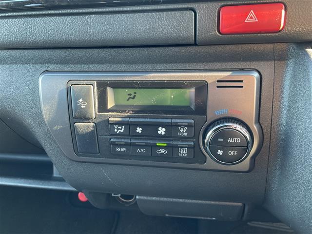 ハイエースバン スーパーＧＬ　ダークプライムＩＩ　ナビＮＳＺＴ－Ｗ６８Ｔ　フルセグＴＶ　ＣＤ　ＤＶＤ　ＢＴ　バックカメラ　両側パワースライドドア　ＥＴＣ　１００Ｖ電源　ＰＣＳ　ＬＤＡ　ＡＨＢ　社外１５インチＡＷ　ミドルルーフ　ワイドボディ　ディーゼル（6枚目）