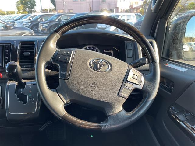 ハイエースバン スーパーＧＬ　ダークプライムＩＩ　ナビＮＳＺＴ－Ｗ６８Ｔ　フルセグＴＶ　ＣＤ　ＤＶＤ　ＢＴ　バックカメラ　両側パワースライドドア　ＥＴＣ　１００Ｖ電源　ＰＣＳ　ＬＤＡ　ＡＨＢ　社外１５インチＡＷ　ミドルルーフ　ワイドボディ　ディーゼル（18枚目）