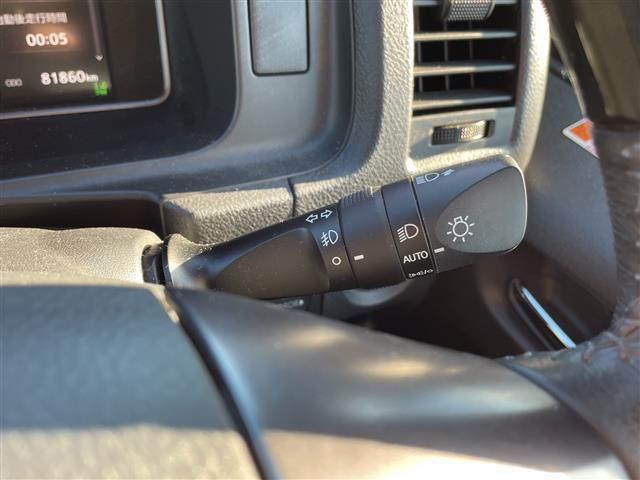 ハイエースバン スーパーＧＬ　ダークプライムＩＩ　ナビＮＳＺＴ－Ｗ６８Ｔ　フルセグＴＶ　ＣＤ　ＤＶＤ　ＢＴ　バックカメラ　両側パワースライドドア　ＥＴＣ　１００Ｖ電源　ＰＣＳ　ＬＤＡ　ＡＨＢ　社外１５インチＡＷ　ミドルルーフ　ワイドボディ　ディーゼル（23枚目）