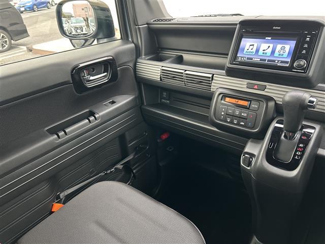 N-VAN+スタイル ファン・ターボ ソニックグレー ディスプレイオーディオ(WX-211C) アダプティブクルーズコントロール バックカメラ ETC BT TV スマートキー 純正マット オートライト コーナーセンサ LEDヘッドライト(19枚目)