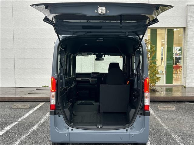 N-VAN+スタイル ファン・ターボ ソニックグレー ディスプレイオーディオ(WX-211C) アダプティブクルーズコントロール バックカメラ ETC BT TV スマートキー 純正マット オートライト コーナーセンサ LEDヘッドライト(29枚目)