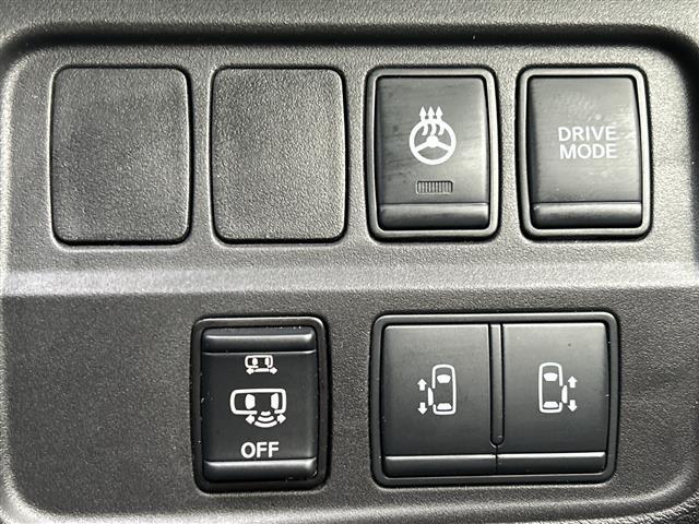 セレナ マルチベッド　ｅ－パワーＨＷＳ　Ｖ　９型ナビ　バックカメラ　プロパイロット　両側パワースライド　ハンズフリーオートスライド　シートヒーター　ステアリングヒーター　ＥＴＣ　純正ドラレコ　フルセグＴＶ　Ｂｔ　ＤＶＤ　Ｂｌｕ－ｒａｙ　エアロ（6枚目）