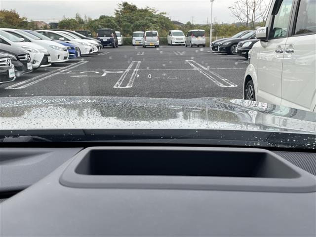 クラウン Ｚ　ガラスルーフ　純正ディスプレイオーディオ　ドライバー異常対応システム　Ｂカメ　全周囲モニター　ＨＵＤ　ミラー一体型ドラレコ　電動サンシェード　充電ホルダー　１００Ｖ充電　シートヒーター　エアシート（18枚目）