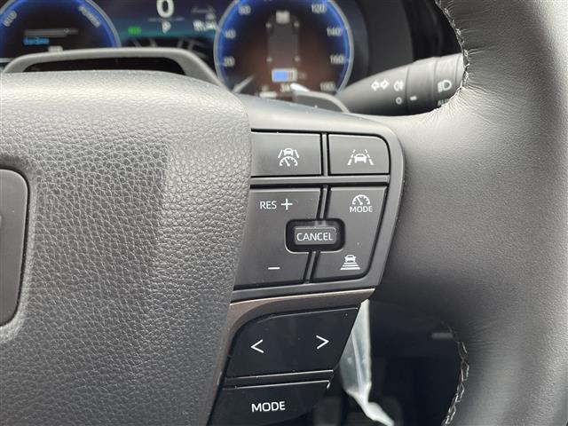 クラウン Ｚ　ガラスルーフ　純正ディスプレイオーディオ　ドライバー異常対応システム　Ｂカメ　全周囲モニター　ＨＵＤ　ミラー一体型ドラレコ　電動サンシェード　充電ホルダー　１００Ｖ充電　シートヒーター　エアシート（21枚目）