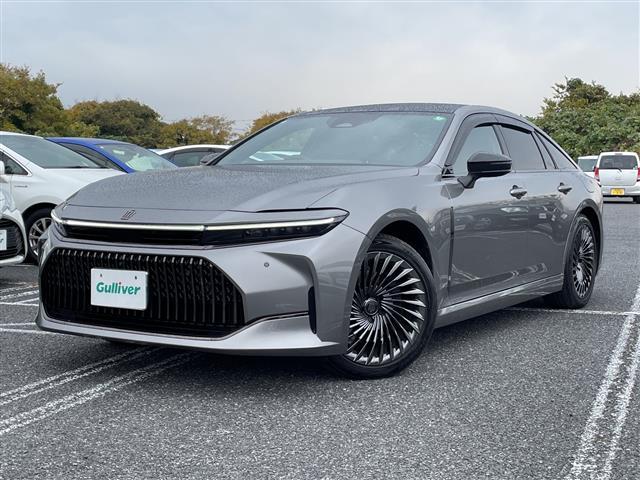 クラウン Ｚ　ガラスルーフ　純正ディスプレイオーディオ　ドライバー異常対応システム　Ｂカメ　全周囲モニター　ＨＵＤ　ミラー一体型ドラレコ　電動サンシェード　充電ホルダー　１００Ｖ充電　シートヒーター　エアシート（40枚目）