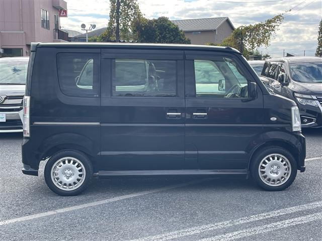 NV100クリッパーリオ E ナビMM114D-A バックカメラ パワースライドドア ETC 電動格納ミラー 純正フロアマット キーレス ドアバイザー 社外14インチホイール リアスポイラー 水冷直列3気筒ICターボ 64PS(21枚目)