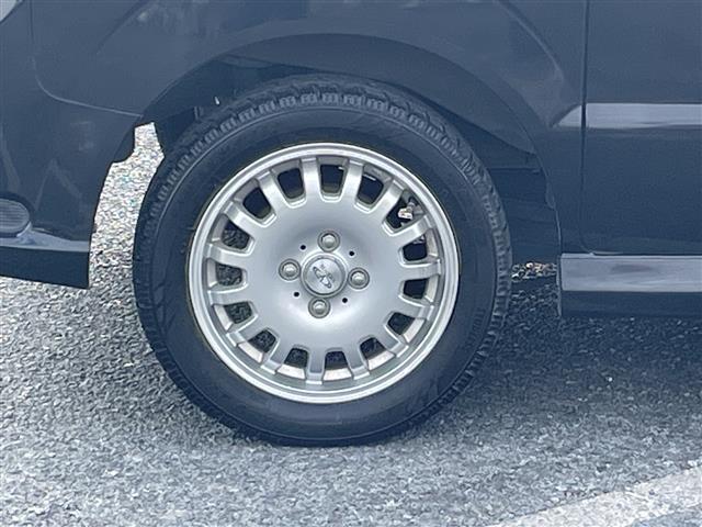 NV100クリッパーリオ E ナビMM114D-A バックカメラ パワースライドドア ETC 電動格納ミラー 純正フロアマット キーレス ドアバイザー 社外14インチホイール リアスポイラー 水冷直列3気筒ICターボ 64PS(26枚目)