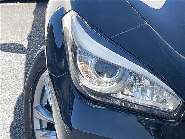 フーガハイブリッド ベースグレード　ナビ　全方位カメラ　レーダークルーズ　フルセグＴＶ　ミュージックＢＯＸ　ハーフレザー　パワーシート　インテリジェントペダル　ビルトインＥＴＣ　木目調パネル　スマートキー　前後センサー　オートライト（16枚目）