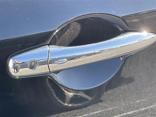 フーガハイブリッド ベースグレード　ナビ　全方位カメラ　レーダークルーズ　フルセグＴＶ　ミュージックＢＯＸ　ハーフレザー　パワーシート　インテリジェントペダル　ビルトインＥＴＣ　木目調パネル　スマートキー　前後センサー　オートライト（39枚目）