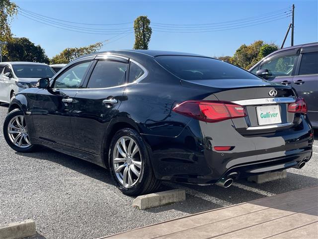 フーガハイブリッド ベースグレード　ナビ　全方位カメラ　レーダークルーズ　フルセグＴＶ　ミュージックＢＯＸ　ハーフレザー　パワーシート　インテリジェントペダル　ビルトインＥＴＣ　木目調パネル　スマートキー　前後センサー　オートライト（43枚目）