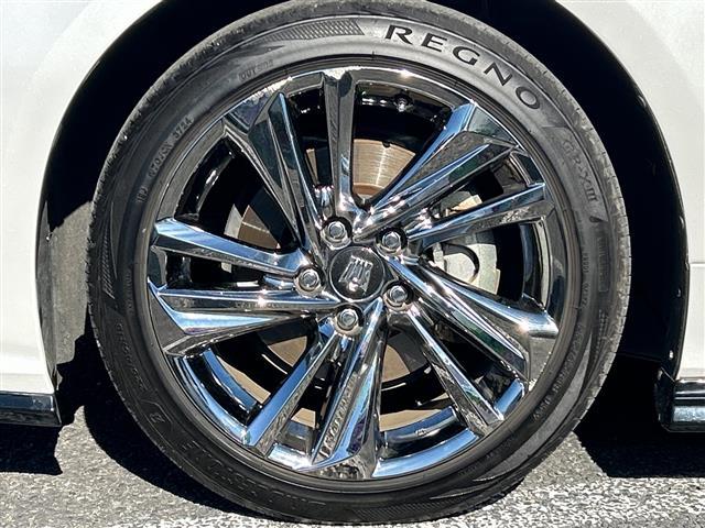 クラウンハイブリッド RS TRDエアロ TRDプッシュボタン ナビ 全方位カメラ シートヒーター ステアヒーター パワーシート PCS BSM RCTA RCD HUD RSA ETC パーキングサポート フルセグ BT(17枚目)