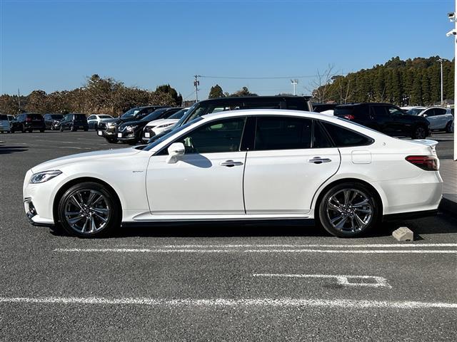 クラウンハイブリッド RS TRDエアロ TRDプッシュボタン ナビ 全方位カメラ シートヒーター ステアヒーター パワーシート PCS BSM RCTA RCD HUD RSA ETC パーキングサポート フルセグ BT(22枚目)