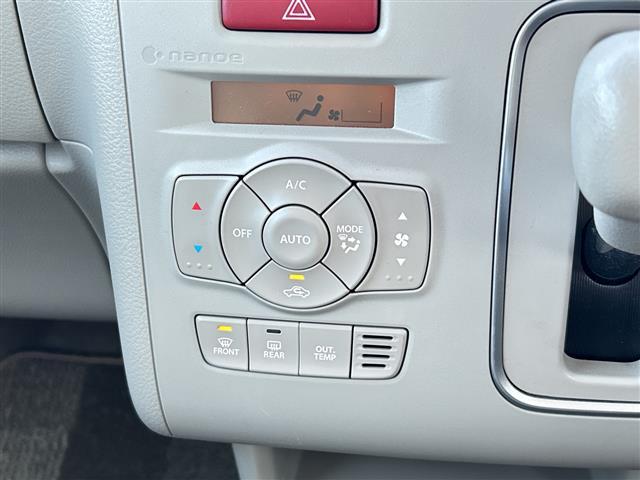 アルトラパン Ｘ　純正メモリーナビ（ＣＮ－ＲＺ７６５Ｗ）　全方位カメラ　シートヒーター　デュアルセンサーブレーキサポート　ＢＴ　スマートキー　純正フロアマット　純正ＡＷ　コーナーセンサー　サイドバイザー　ＨＩＤライト（9枚目）