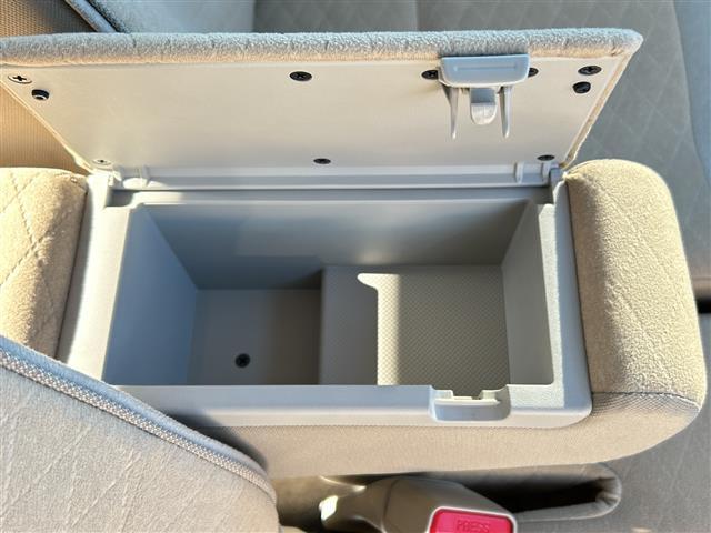 アルトラパン Ｘ　純正メモリーナビ（ＣＮ－ＲＺ７６５Ｗ）　全方位カメラ　シートヒーター　デュアルセンサーブレーキサポート　ＢＴ　スマートキー　純正フロアマット　純正ＡＷ　コーナーセンサー　サイドバイザー　ＨＩＤライト（40枚目）