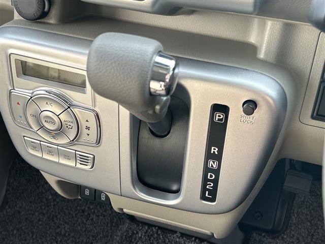 NV100クリッパーリオ G ナビCN-HE02WD バックカメラ 両側パワースライドドア タイプC ETC フルセグ BT USB ルーフシェルフ ドラレコ スマートキー オートステップ LEDライト オートライト ドアバイザー(13枚目)