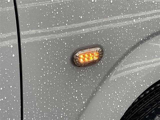ジムニー ＸＣ　８型ナビＣＮ－ＲＺ８７５　バックカメラ　革調カバー　シートヒーター　ドラレコ　クルコン　コンビハンドル　ルーフラック　リアラダー　ＬＥＤライト　オートライト　外グリル　セーフティサポート　ラバーマット（41枚目）