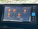 ハイブリッドＸ　サンルーフ　ナビＮＭＺＫ－Ｗ７３Ｄ　バックカメラ　２．０ＥＴＣ　クルコン　ドラレコ　フルセグ　１００Ｖ充電　スマートキー　マット　バイザー　ＬＥＤライト　オートライト　１７インチＡＷ　セーフティセンス（28枚目）